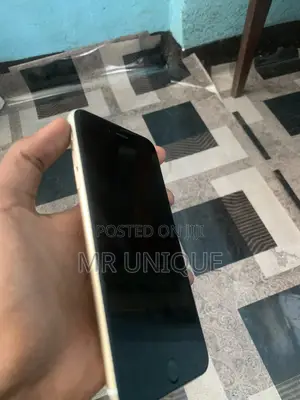 Apple iPhone 6s Plus 32 GB Gold