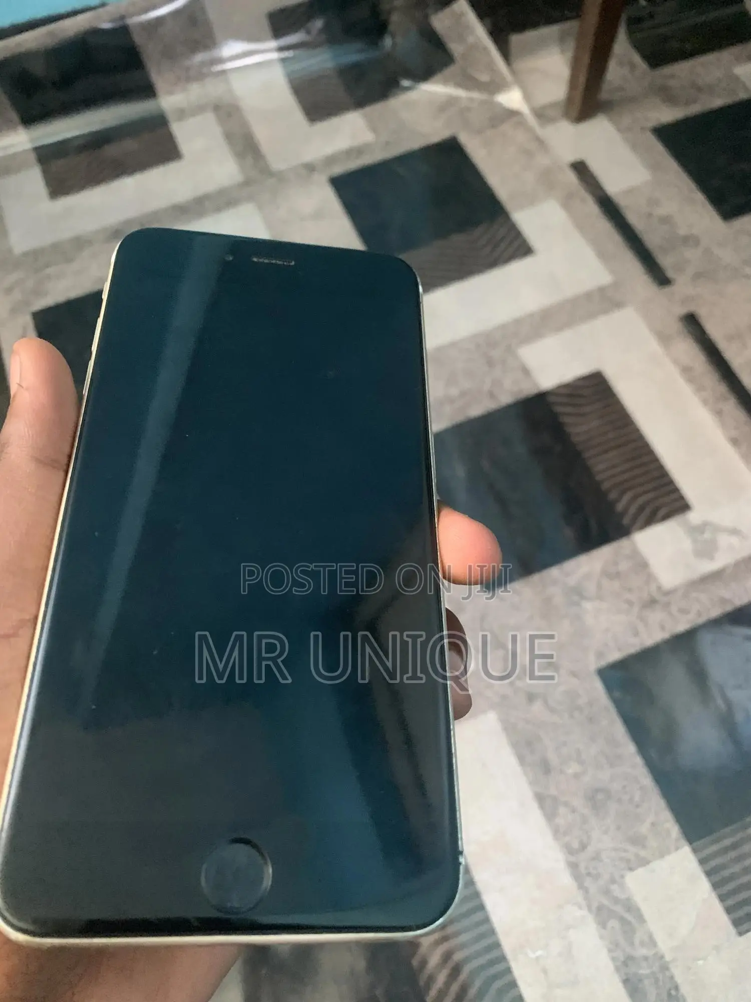 Apple iPhone 6s Plus 32 GB Gold