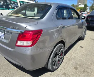 Suzuki Dzire 2022 Silver