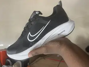 Nike Zoom Comfortable Shoe