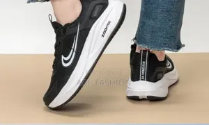 Nike Zoomxx Running Shoes