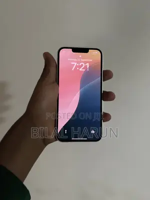 Apple iPhone 13 128 GB White