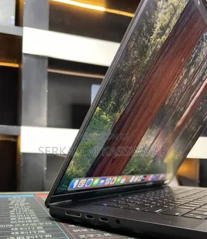 New Laptop Apple MacBook Pro 48GB Apple M4 SSD 2T