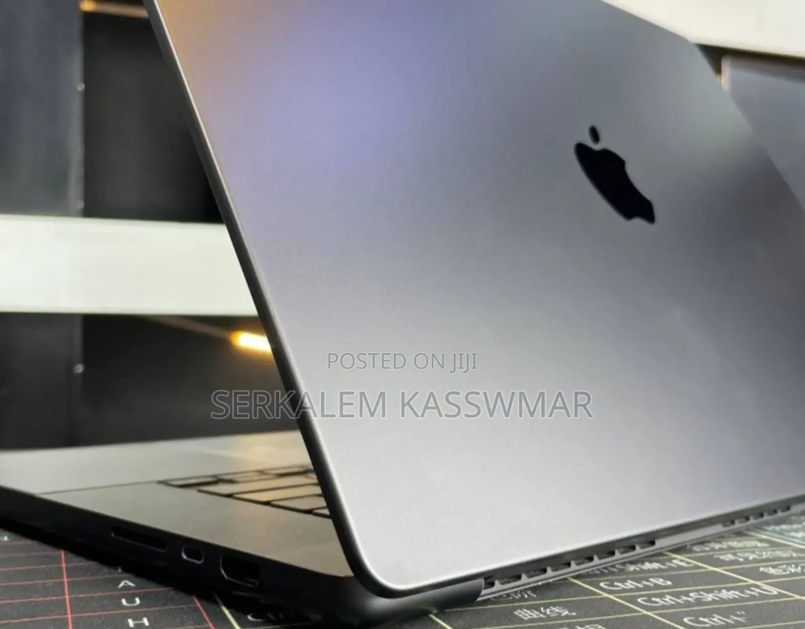 New Laptop Apple MacBook Pro 48GB Apple M4 SSD 2T