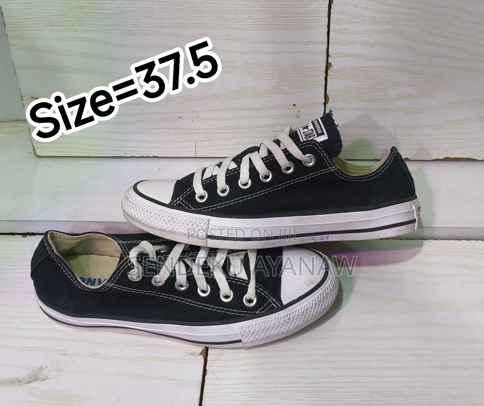 ንፁህ Uk ቦንዳ ጫማዎች