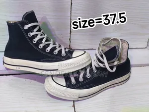 ንፁህ Uk ቦንዳ ጫማዎች