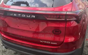 New Jetour X70 Plus 2023 Burgundy
