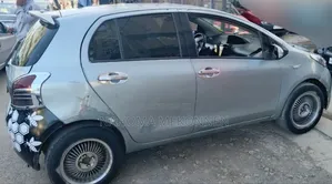 Toyota Yaris 2007 Gray