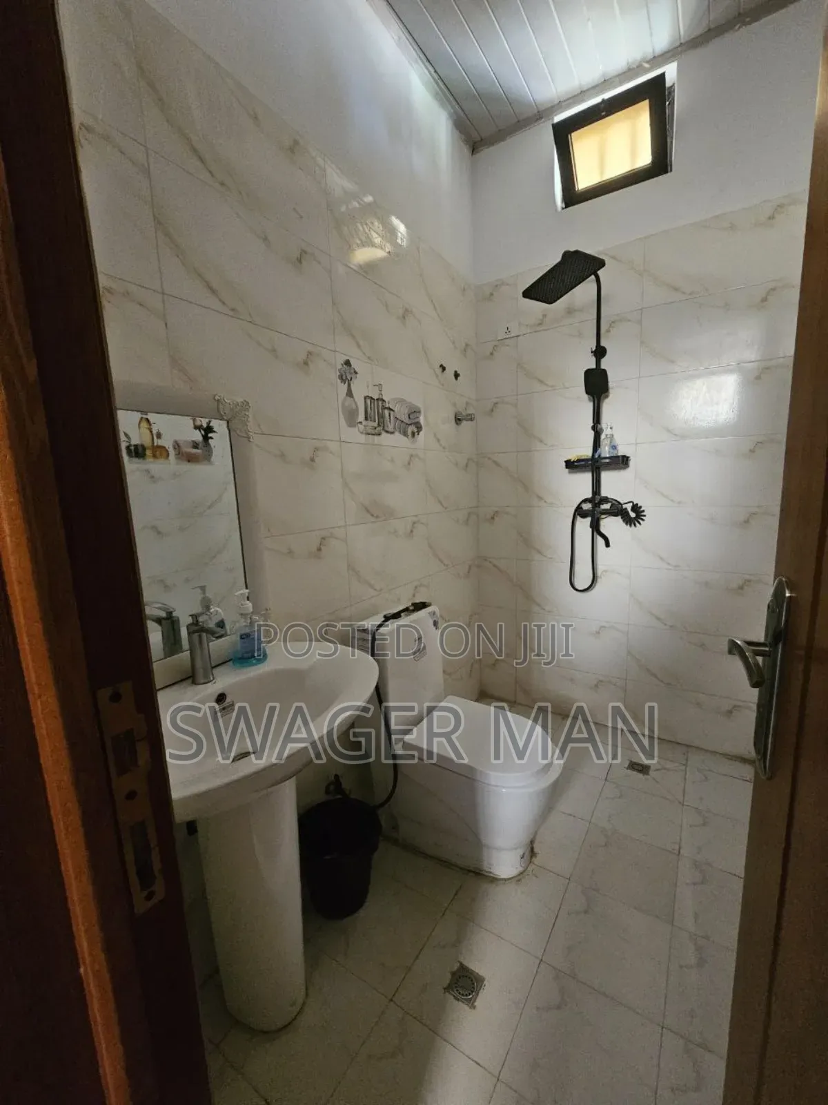 Furnished 4bdrm Villa in Legetafo, Yeka for sale