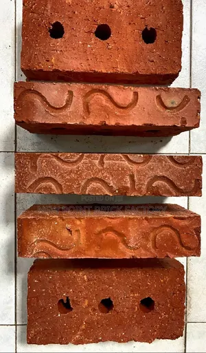 ጡብ (ቀይ ሸክላ) Clay Brick