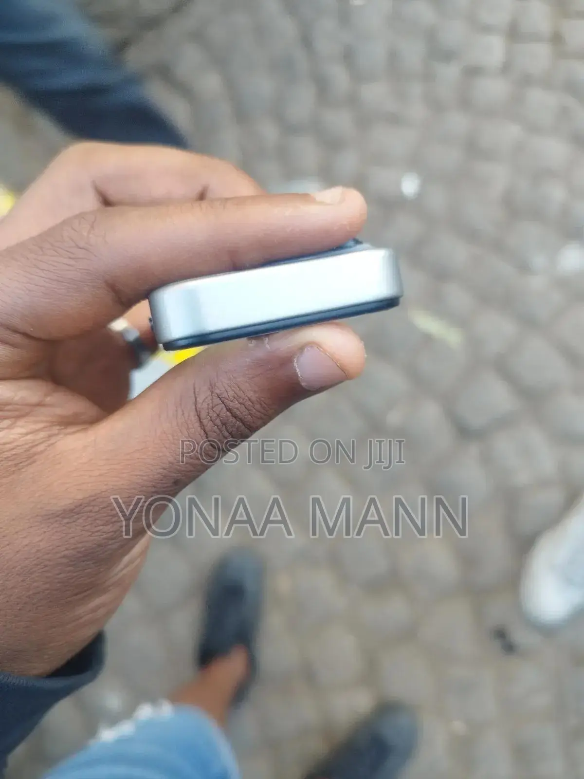 New Apple iPhone 16e 512 GB Blue