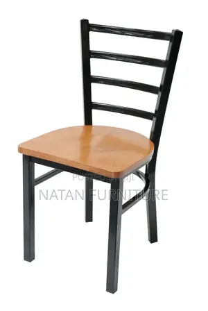 ለካፌ ለሬስሮራንት ለሆቴሎች ለተለያዩ አገልግሎቶች የሚሆሉ የሚያማምሩ ወንበሮች በተለያዩ ዲዛይን እና ከለር