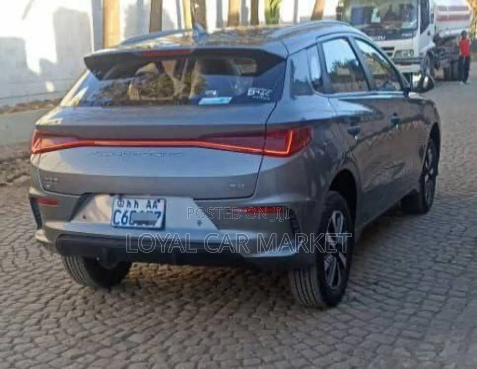 BYD E2 43 kWh 94 hp FWD 2024 Gray