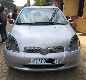 Toyota Yaris 1999 Silver