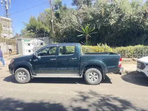 Toyota Hilux 2006 Green