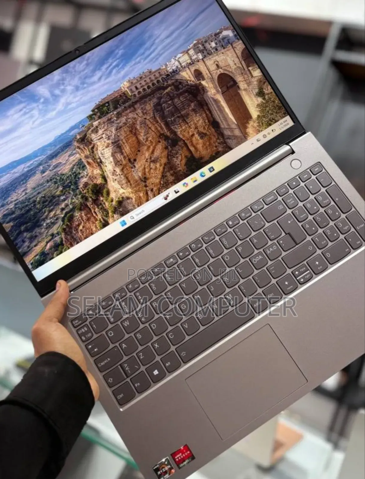 New Laptop HP Stream Notebook 16GB AMD Ryzen 5 SSD 256GB