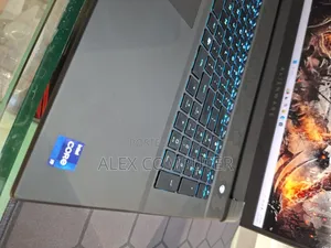 New Laptop Alienware M17x R2 32GB Intel Core I9 SSD 1T