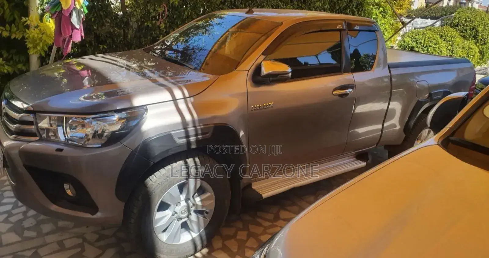 Toyota Hilux 2019 Silver