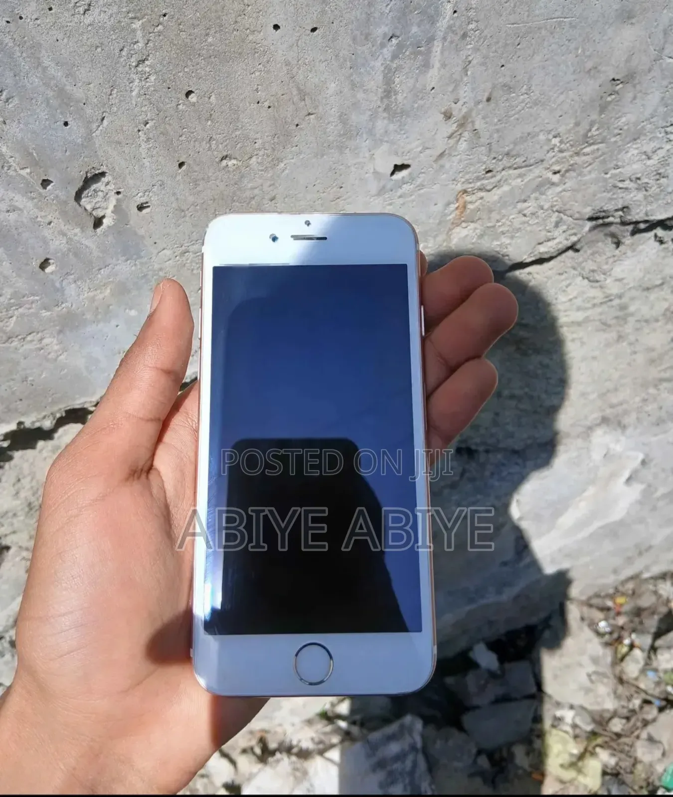 Apple iPhone 6s 64 GB Bronze