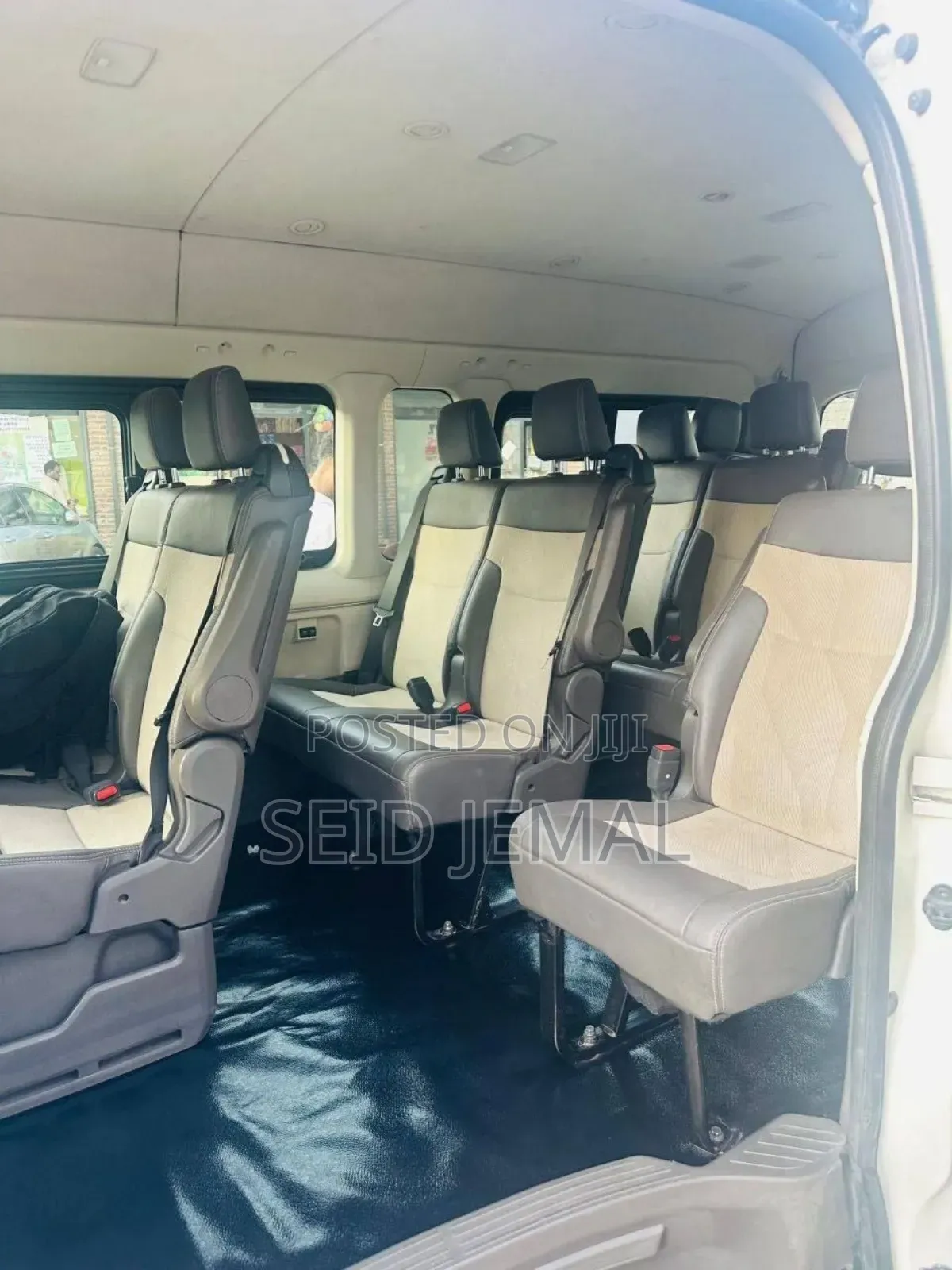 Toyota HiAce 2020 White