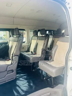 Toyota HiAce 2020 White