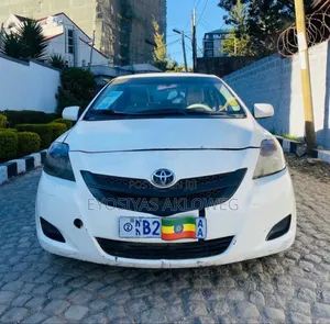 Toyota Yaris 2007 White