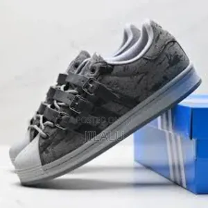 Old School Adidas Balte Shoes