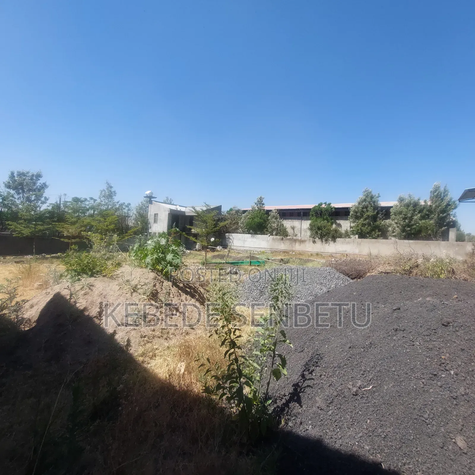 Textile Ware House for Sale