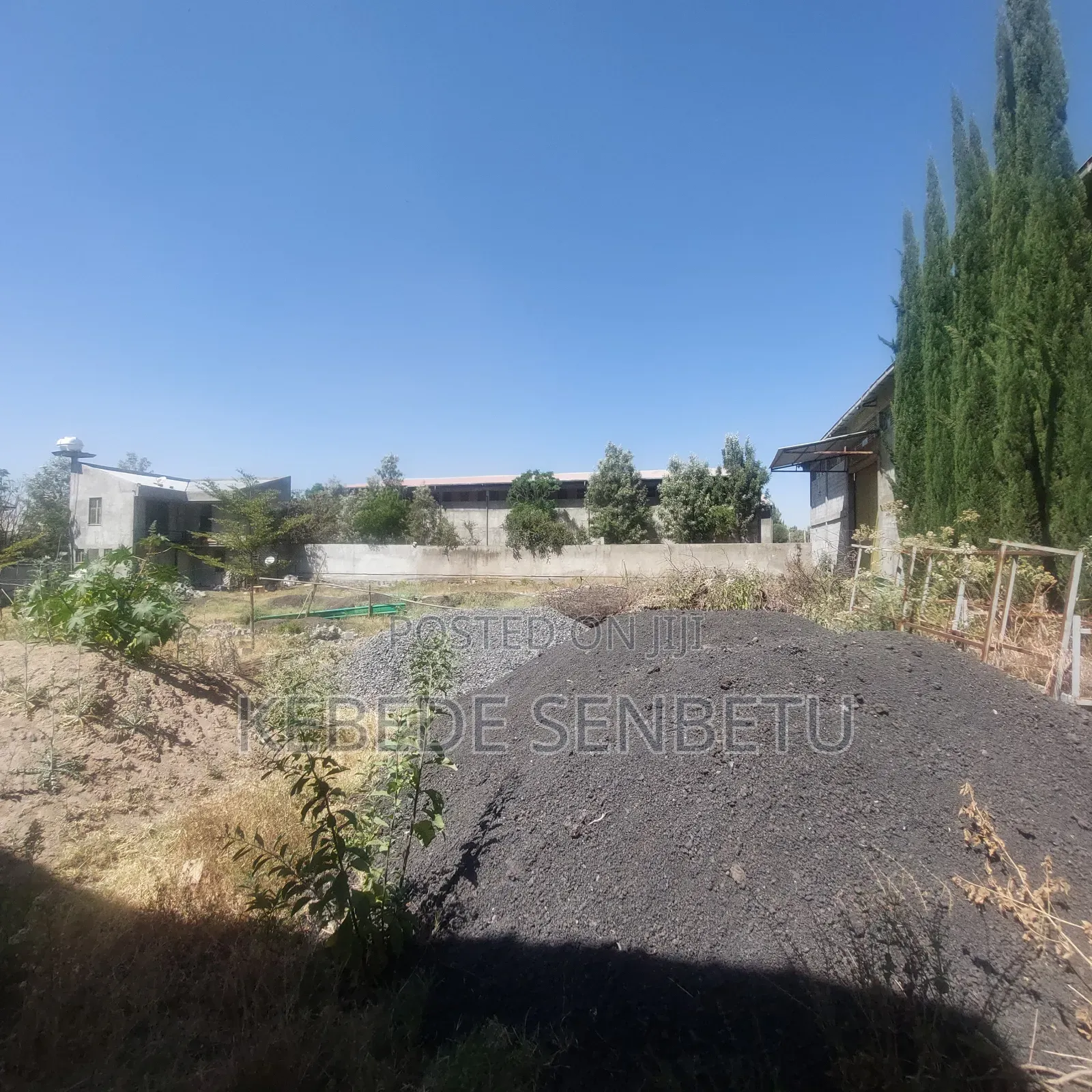 Textile Ware House for Sale