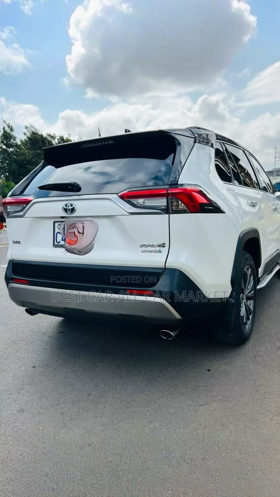 Toyota RAV4 2024 White