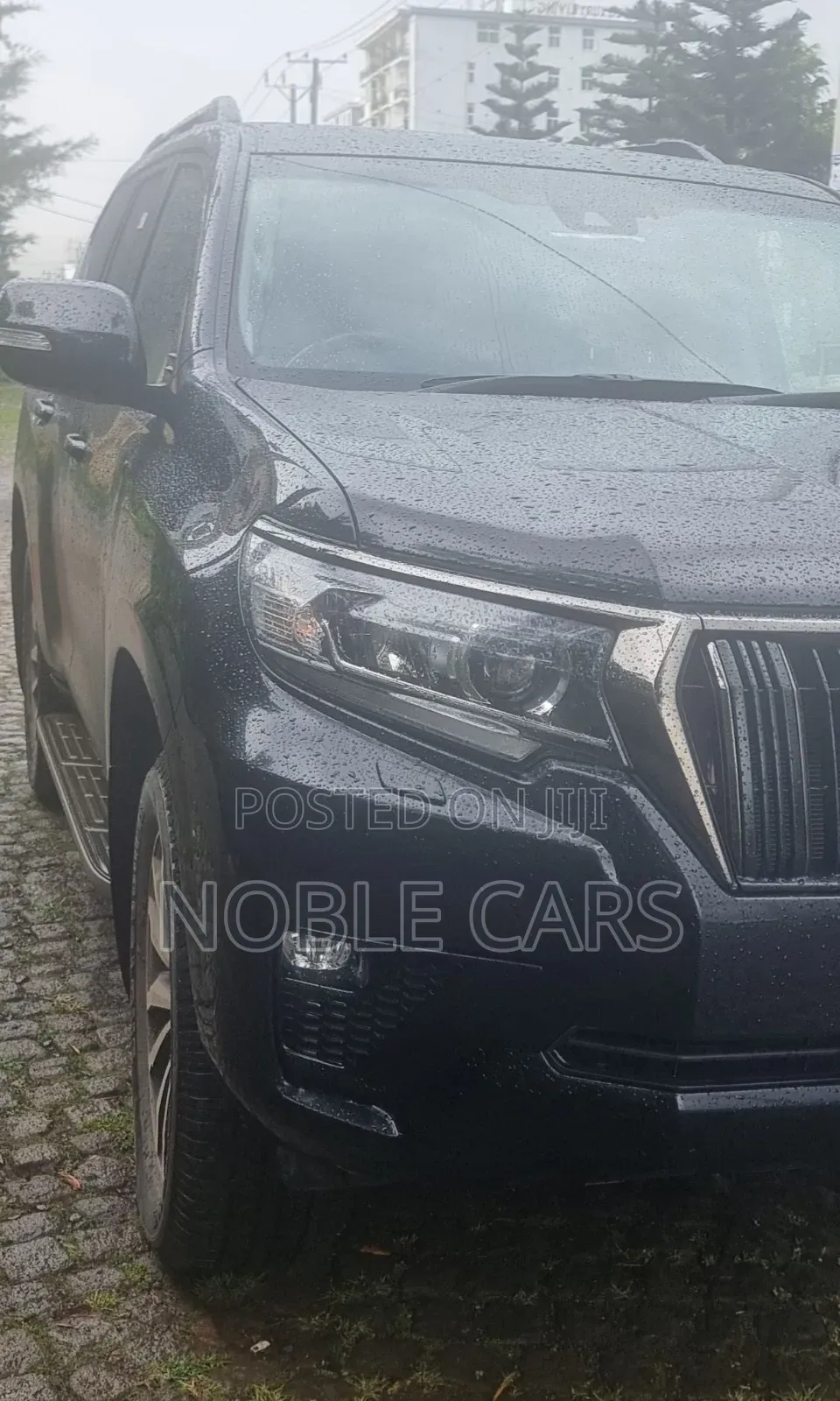Toyota Land Cruiser Prado 2023 Black