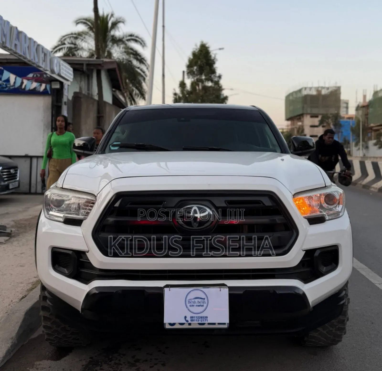 Toyota Tacoma 2018 White