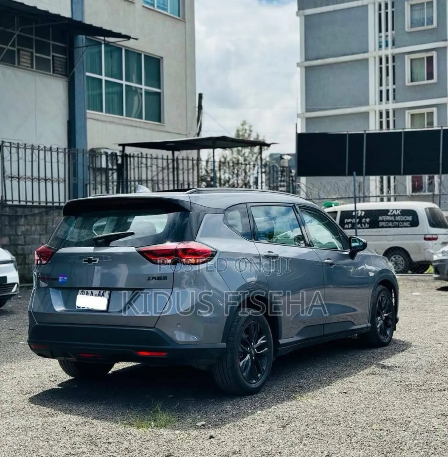 Chevrolet Orlando 2023 Silver