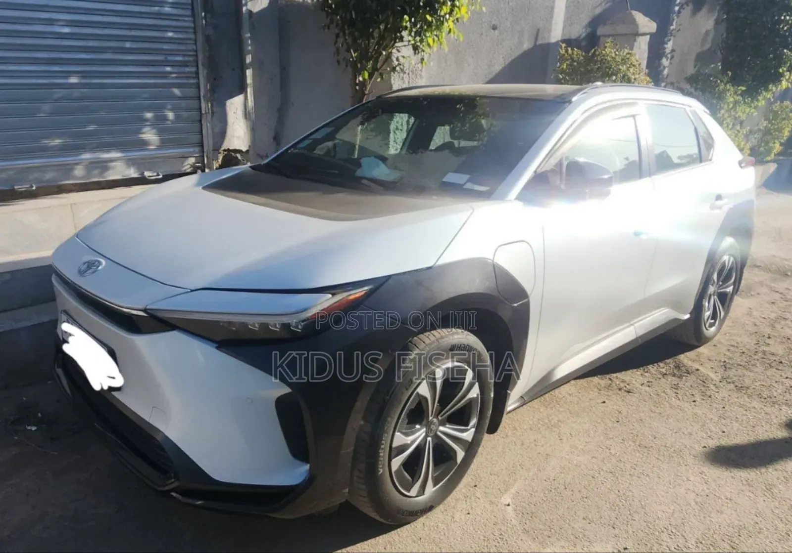 Toyota bZ4X 71.4 kWh FWD 2023 White