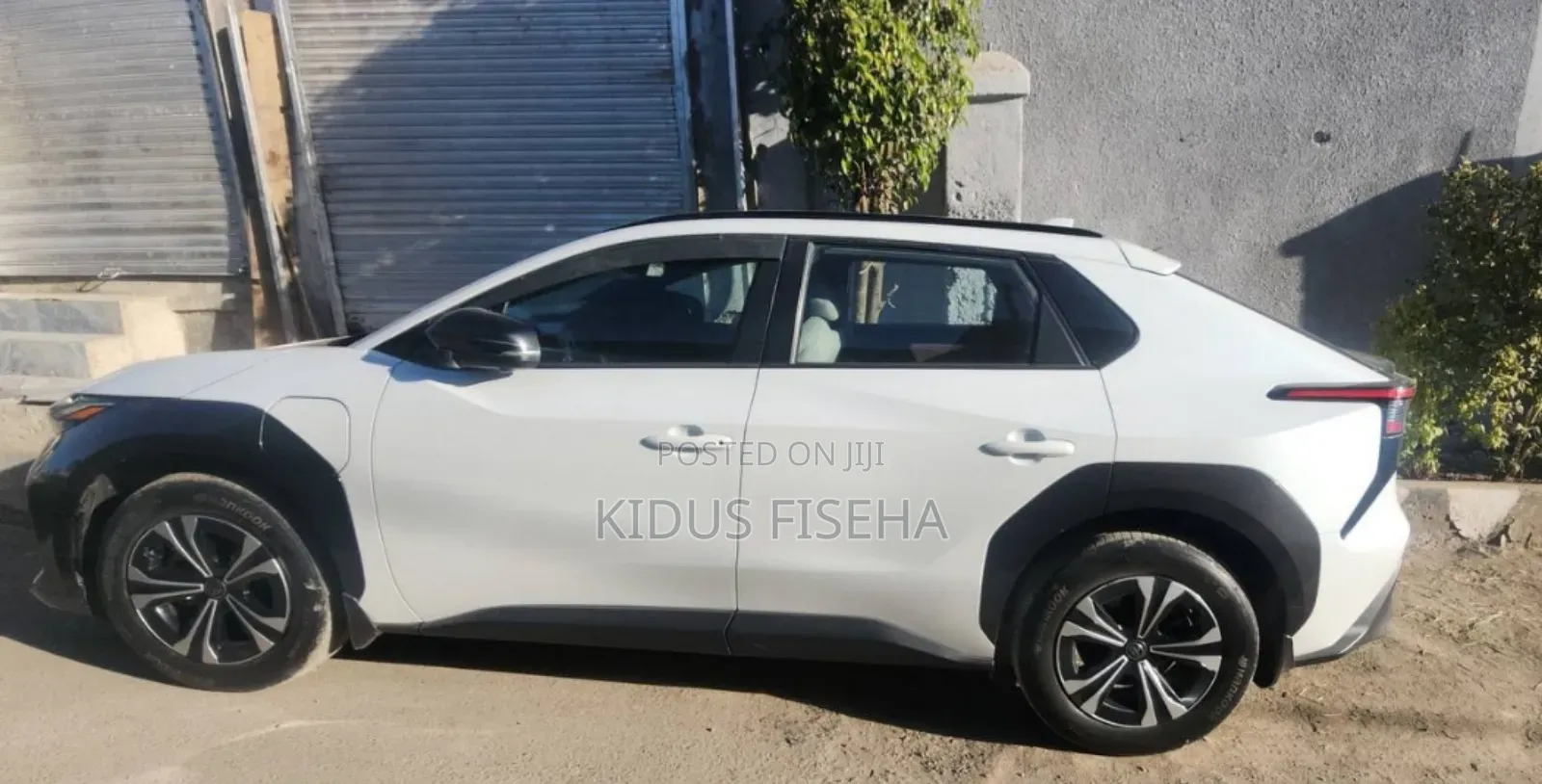 Toyota bZ4X 71.4 kWh FWD 2023 White