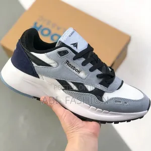 Reebok Classic 2400 Sneaker Suede