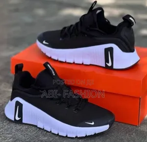 Nike Free Metcon 6 Tb Pro Suade