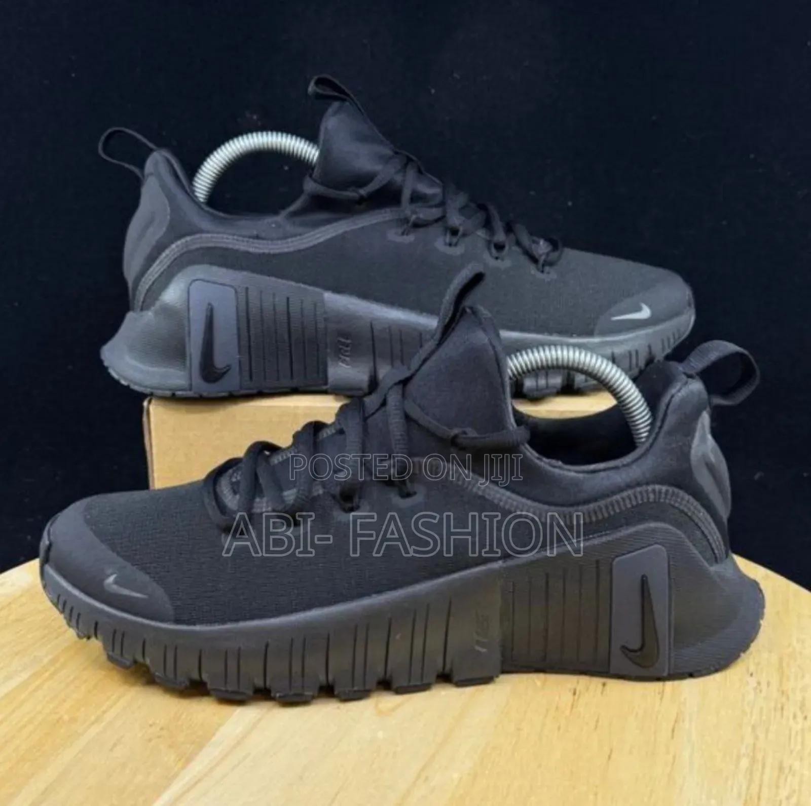 Nike Free Metcon 6 Tb Pro Suade