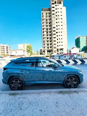 Hyundai Tucson 2022 Maroon