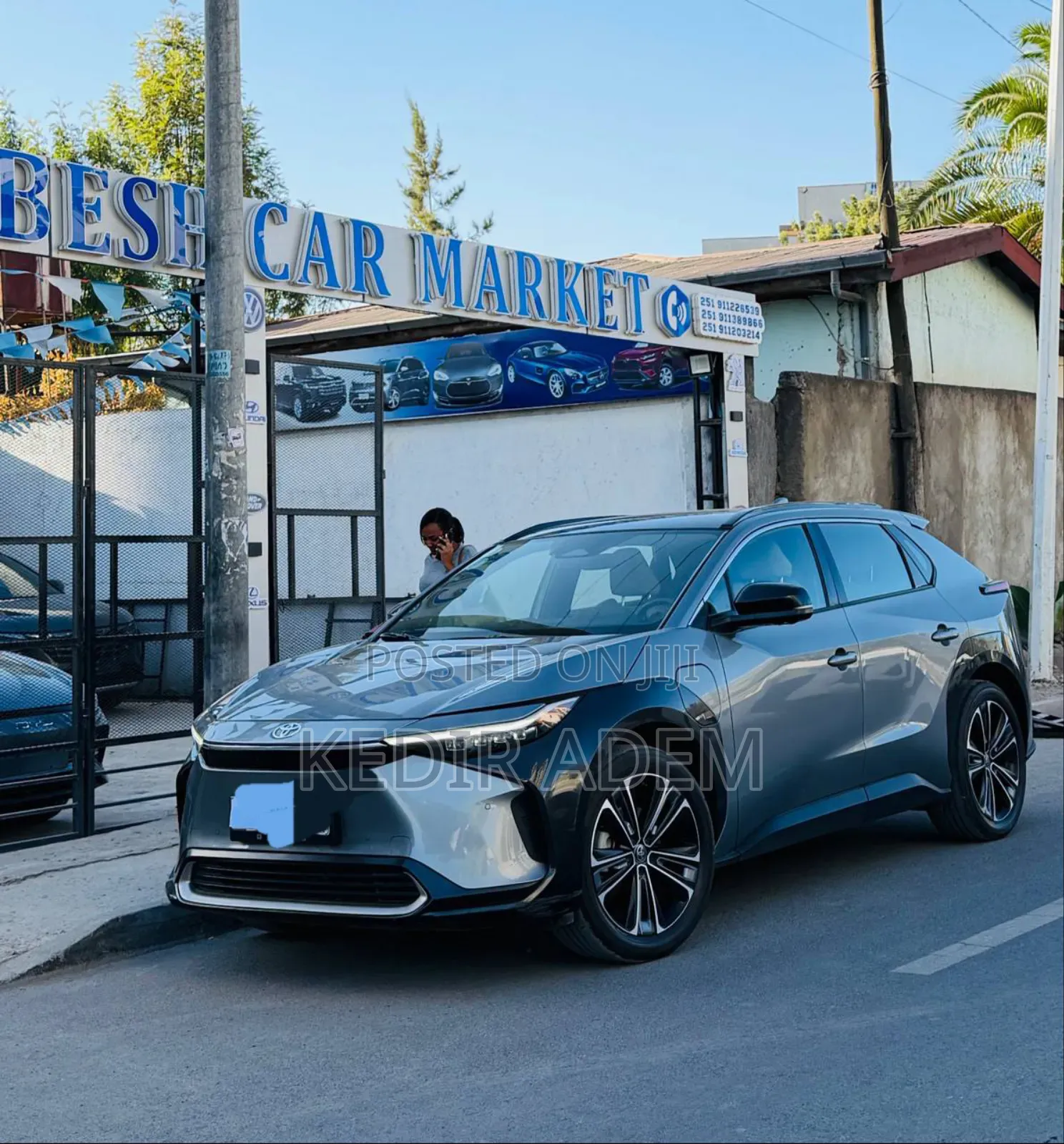 Toyota bZ4X 2023 Gray