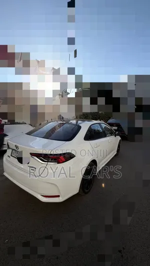 Toyota Corolla 2022 White