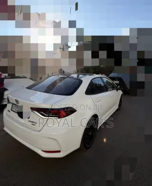 Toyota Corolla 2022 White