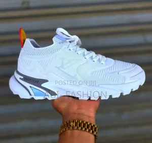 Louis Vuitton Sneaker