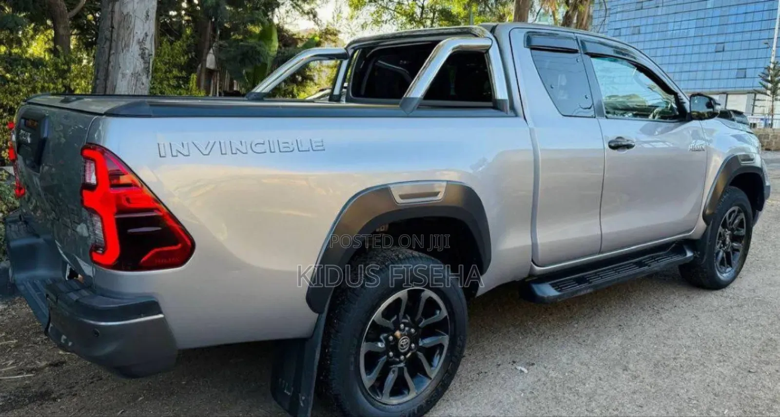 Toyota Hilux 2022 Silver