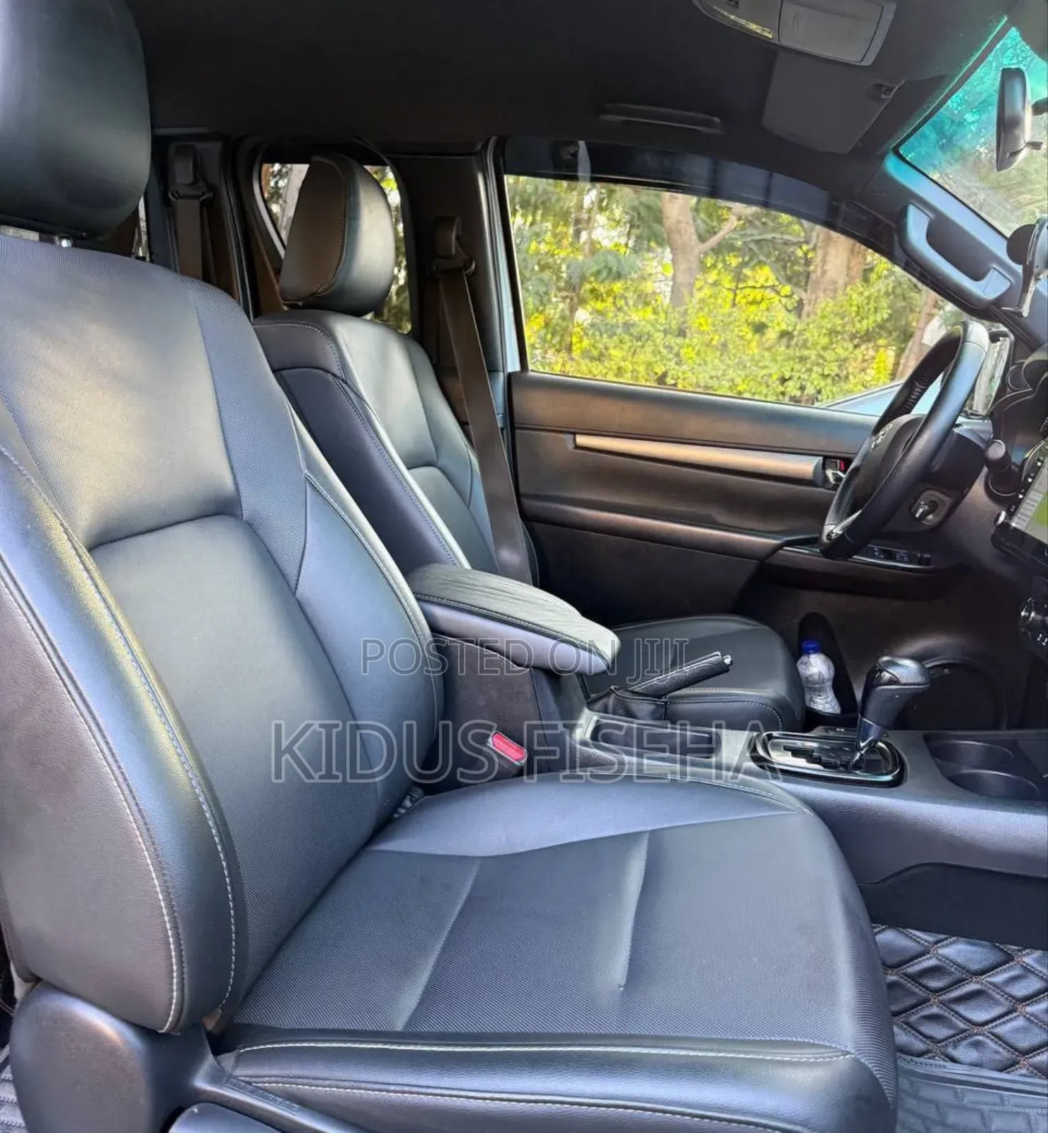 Toyota Hilux 2022 Silver