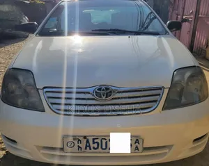 Toyota Corolla 2003 White