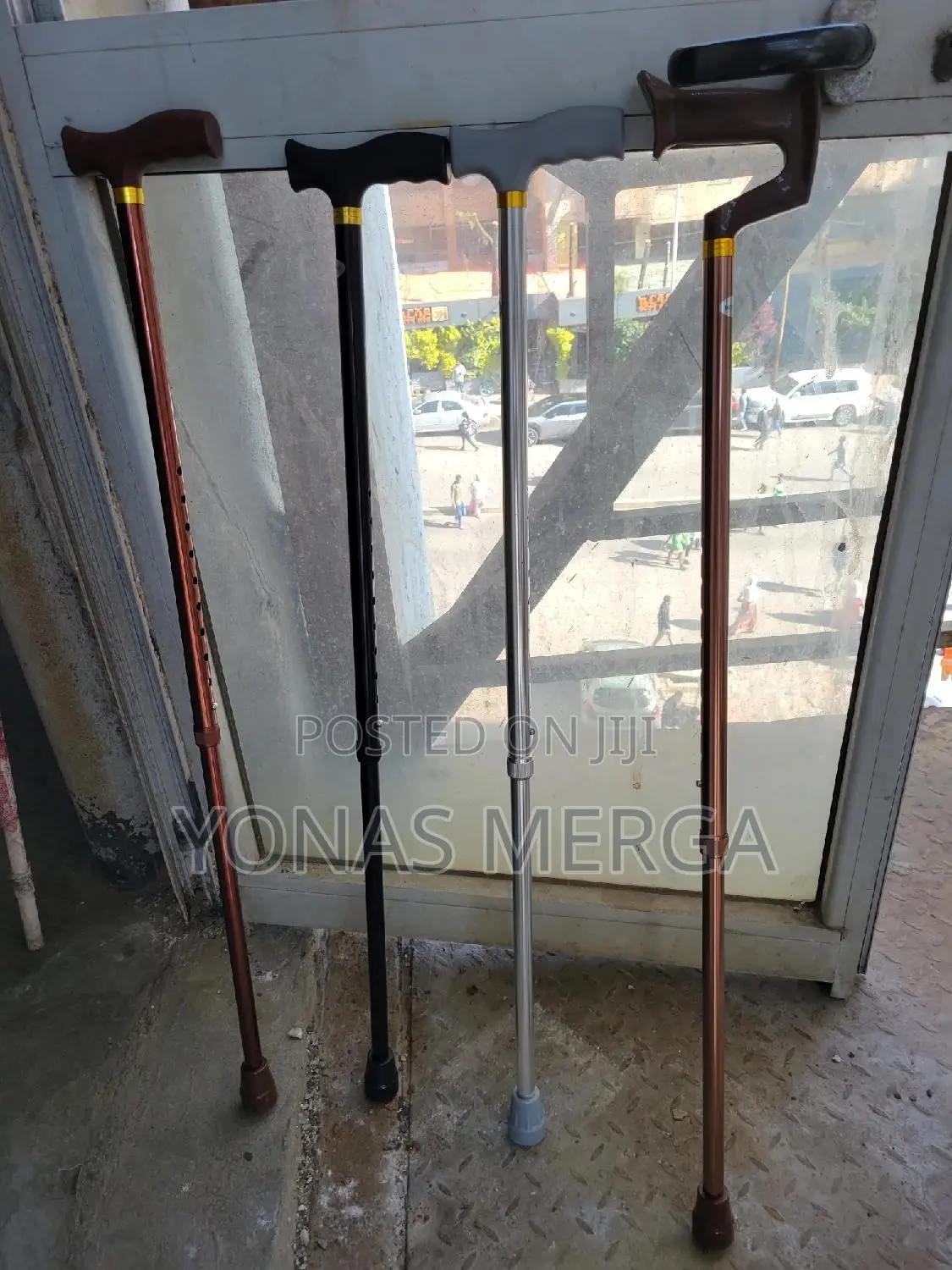 Height Adjustable Walking Stick - Brown朽嘴always Check the Stability