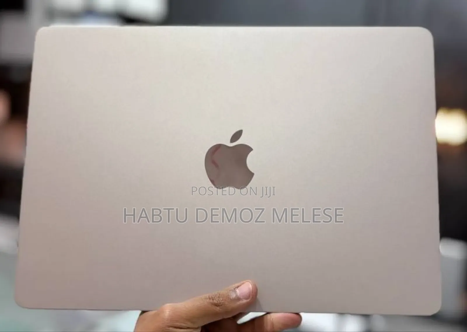 New Apple MacBook Air 2025 M4 13-Inch 16GB Intel Core I5 SSD 256GB