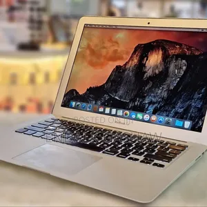 New Laptop Apple MacBook Air 2014 4GB Intel Core I5 SSD 128GB