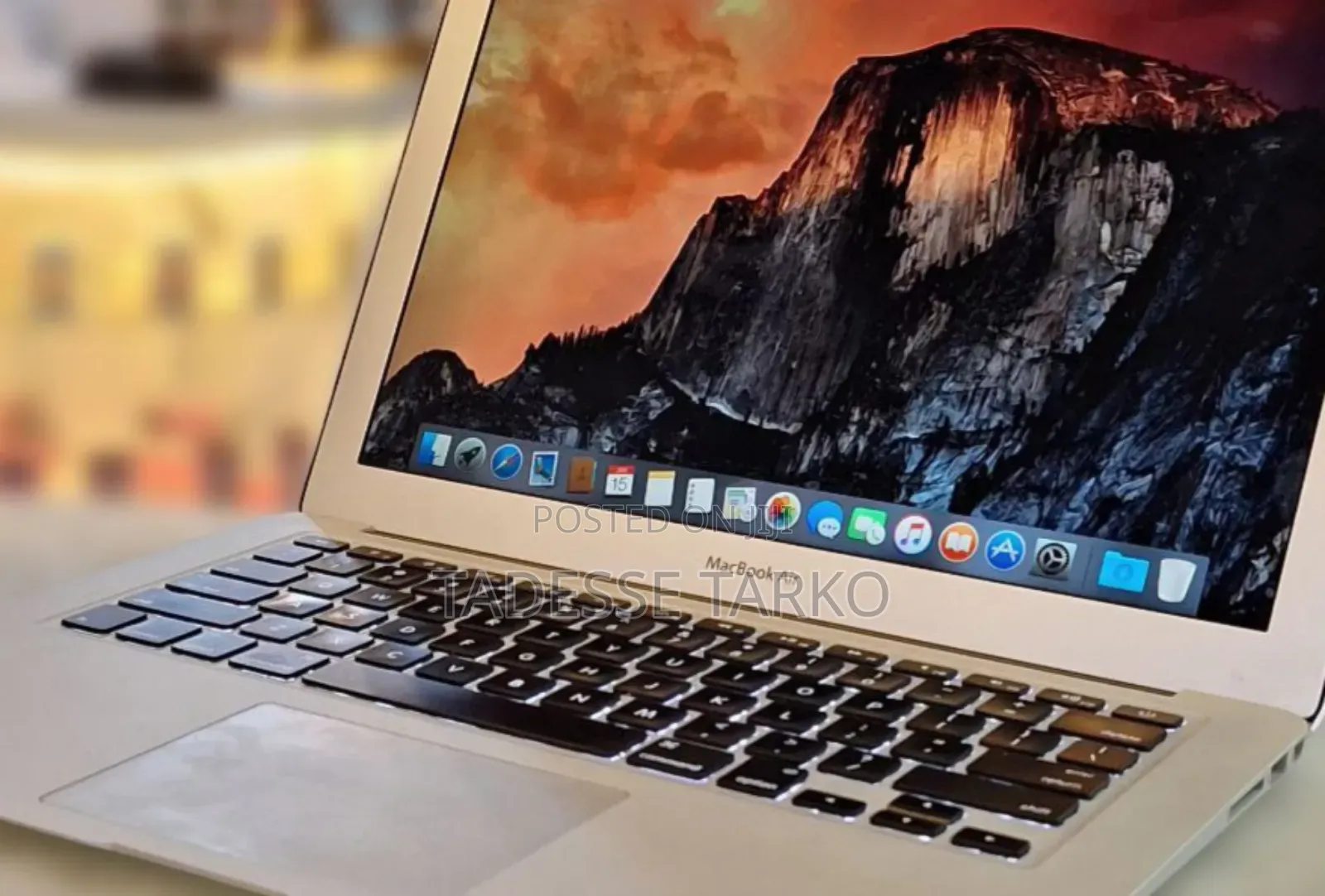 New Laptop Apple MacBook Air 2015 8GB SSD 128GB